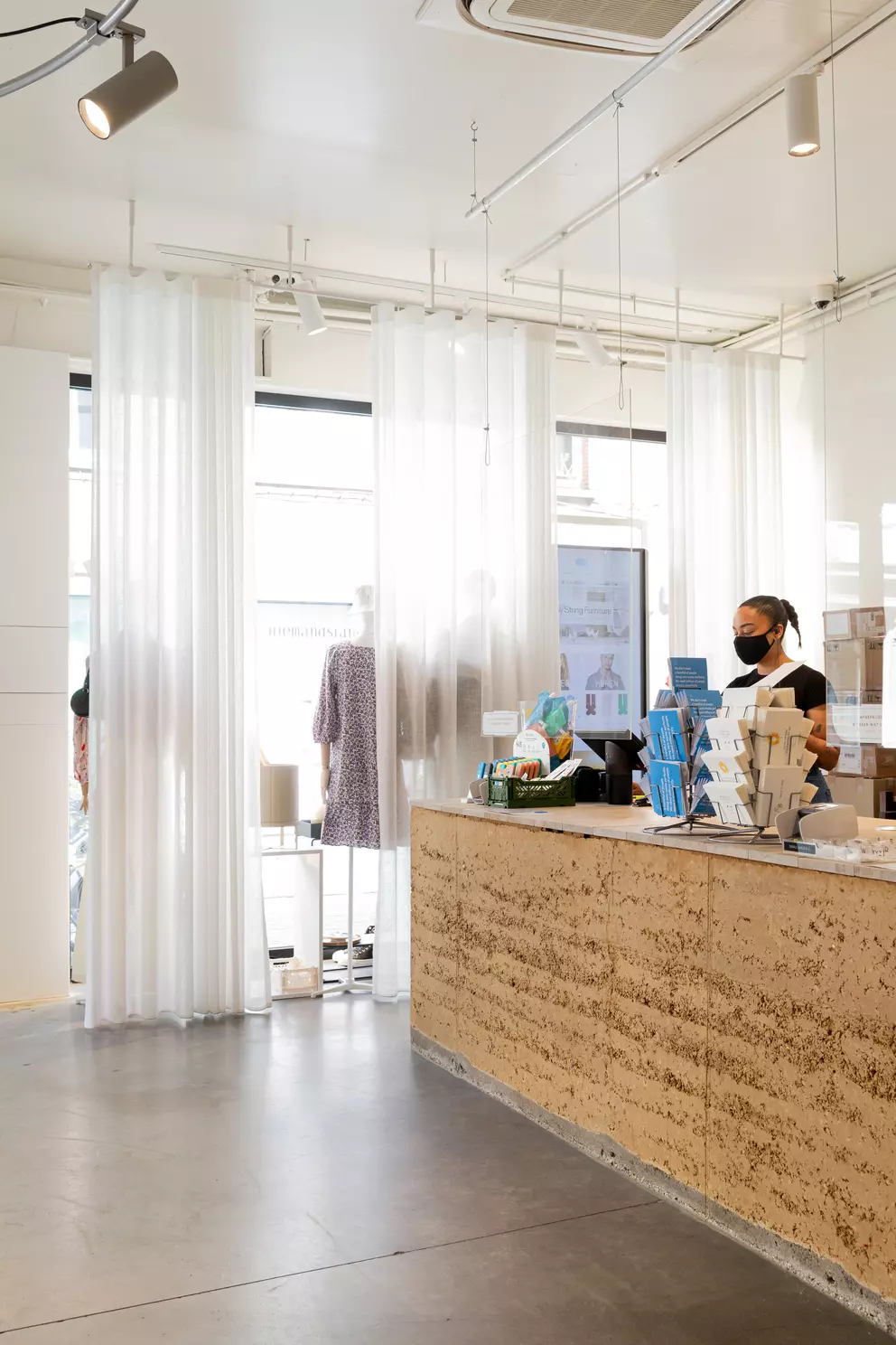 Léém rammed earth brown - Pisé brun - Stampleem bruin